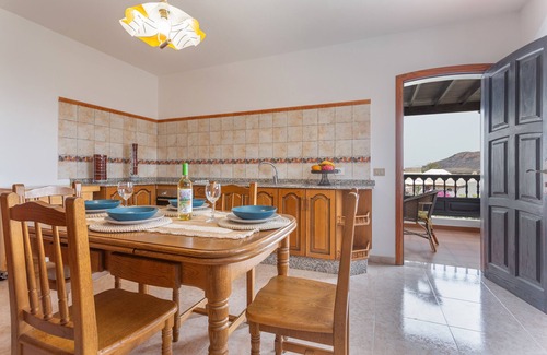 Haria Casa | Vacaciones 'Elikasa Mala' con vistas al mar, balcón y Wi-Fi