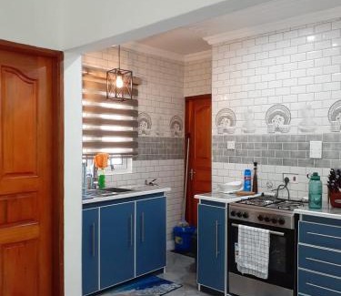 Mare Anglaise Casa | Elilia's Haven