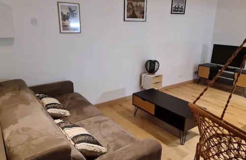 Bourg-les-Valence Apartamento | Elio's is