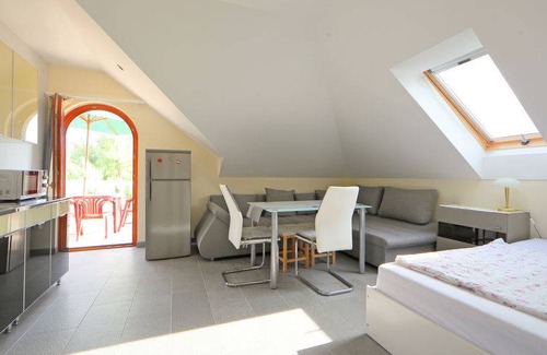 Balatonoszod Casa | Elisabeta