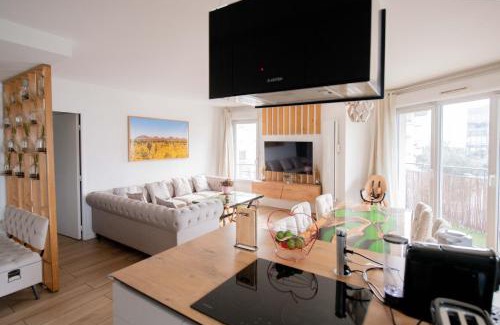 Le Bourget Apartamento | ELISE DE ROCHE Équipé Balcon Parking RER B