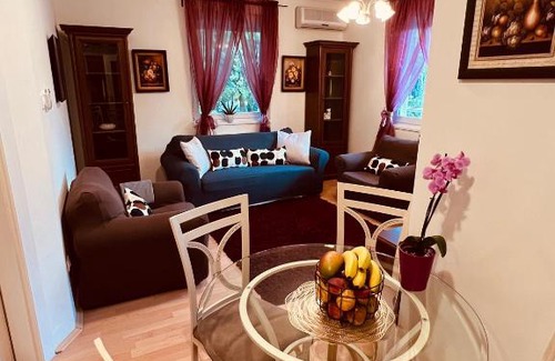 Hajduszoboszlo Apartamento | Elit Medencés Apartman Hajdúszoboszló