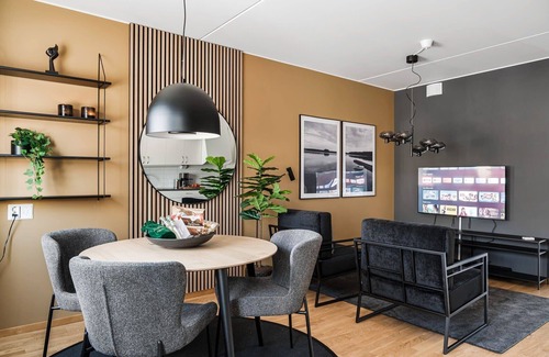Nykoping Apartamento | Elite Business Suite