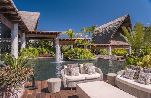 Nuevo Vallarta Apartamento | Elite Christmas Week in Luxurious 3200 sf Grand Luxxe Villa Ocean View and Beach