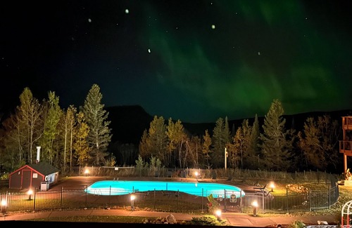 Lutsen Condominio | Elite End Unit Mtn/Pool View/Ski-In/Ski-Out