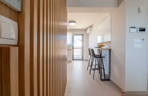 Moschato-Tavros Condominio | Elite Penthouse with Pool and Skyline View