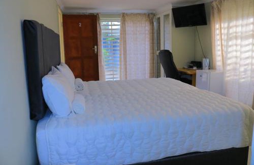 Rustenburg Casa | Elite Stay Guest House