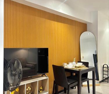 Downtown Apartamento | ElixirStaycation at Knightsbridge Residences