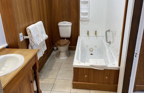 Christchurch City Centre Cabina | Eliza's Manor