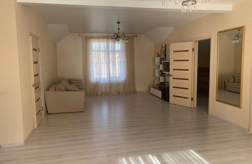 Zelyonaya Polyana Casa | Eliza SKI Bannoe