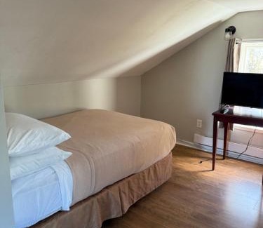 Terra Nova Apartamento | Elizabeth Ave Apartments - Loft Apartment