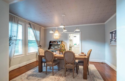 Chantilly Casa | Elizabeth Bungalow, Fenced Yard, Fireplaces, Grill