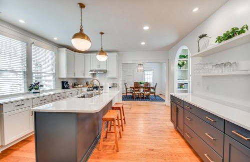 Elizabeth City Casa | Elizabeth City Home with Fire Pit Less Than 1 Mi to Downtown
