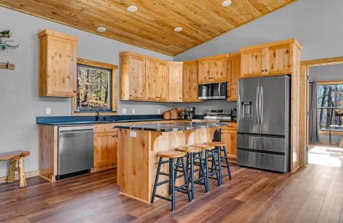 Fayetteville Casa | Elk Cabin at Thunder Bluff