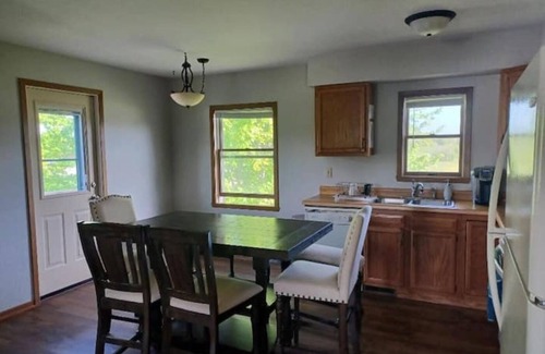 Elkhart Lake Apartamento | Elkhart Lake Flat - 3 min. to Road America