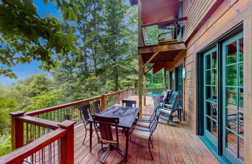 Skyland Casa | Elkhorn Cabin & Eagles Wing Lodge