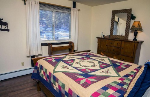 Estes Park Casa | Elkhorn Condo by Rocky Mountain Resorts- #3262
