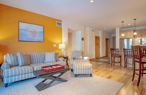 Elkhorn Village Condominio | Elkhorn Springs Sanctuary - Pool/Hot Tub/Underground Parking