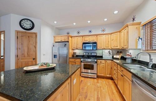 Ouray Casa | Elkhorn Townhome 1939