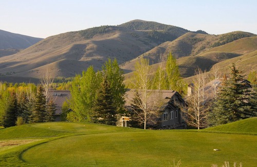 Sun Valley Casa | Elkhorn Village