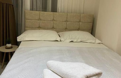 Bornova Apartamento | EllaHouse