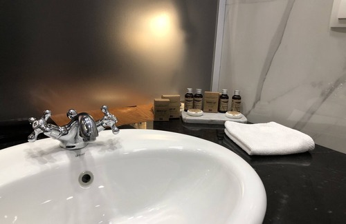 Chugureti Hotel | Elle Boutique Hotel