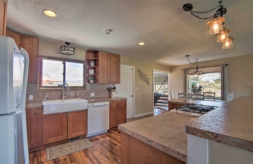 Ellensburg Casa | Ellensburg Home w/ Mountain Views on 3 Acres!