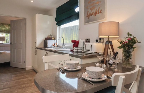 Hornsea Cabaña | Ellesmere Cottage