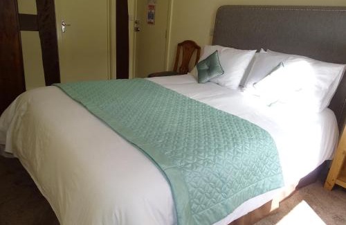 Ellesmere Hotel | Ellesmere Hotel