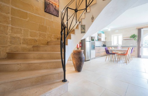 Xewkija Otro | Ellie Boo - Farmhouse w/Pool, Hot Tub, Games Room