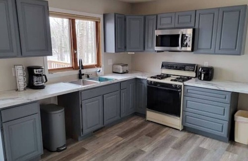 Birchwood Casa | Ellie's Sunshine house on Big Chetac Lake
