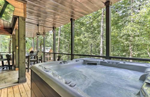 Ellijay Casa | Ellijay Cabin Escape Hot Tub and Fire Pit!