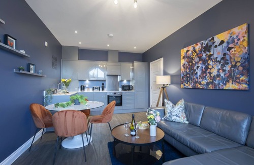 Gloucester Apartamento | Elliot Oliver - Loft Style 2 Bedroom Apartment With Parking In The Docks