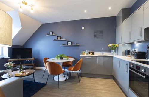 Gloucester Apartamento | Elliot Oliver - Loft Style 2 Bedroom Apartment With Parking In The Docks