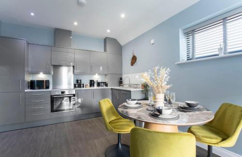 Gloucester Apartamento | Elliot Oliver - Luxurious Two Bedroom Apartment in The Docks