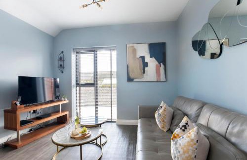 Gloucester Apartamento | Elliot Oliver - Luxurious Two Bedroom Apartment in The Docks