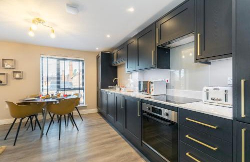 Gloucester Apartamento | Elliot Oliver - Luxurious Two Bedroom Apartment With Parking