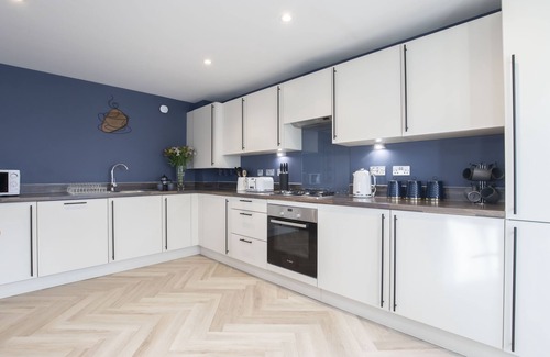 Cheltenham Apartamento | Elliot Oliver - Luxury 3 Bedroom Town Centre Apartment With Parking