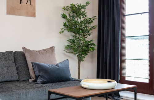 Ayr Apartamento | Elliot Suite No7 - Donnini Apartments