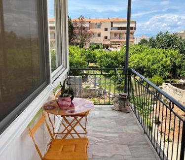 Paralia Porovitsis Casa | Ellis House