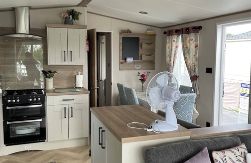 Dogdyke Casa | Ellis Retreats @ Tattershall Lakes