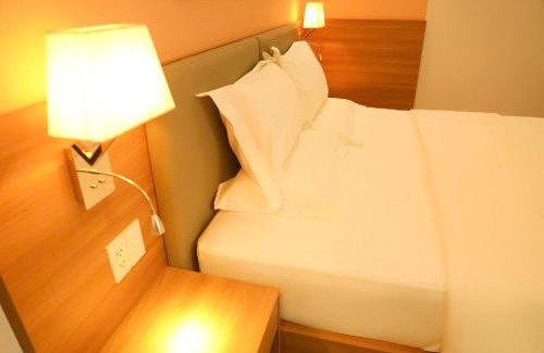 Thuan An Hotel | Ellman Hotel - 艾尔曼酒店