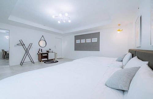 Gapyeong Casa | ello-el kids Pool Villa Pension