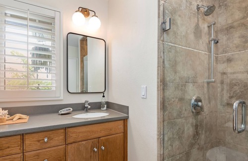 Goleta Casa | Ellwood Beach family home