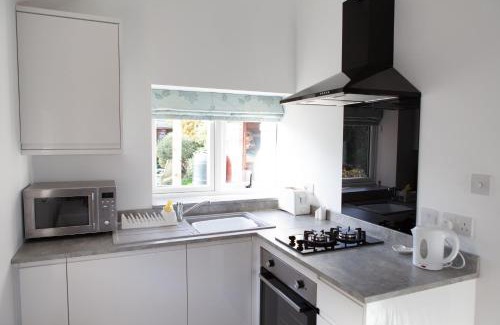 Cotebrook Chalet De Esquí | Elm Cottage Touring Park