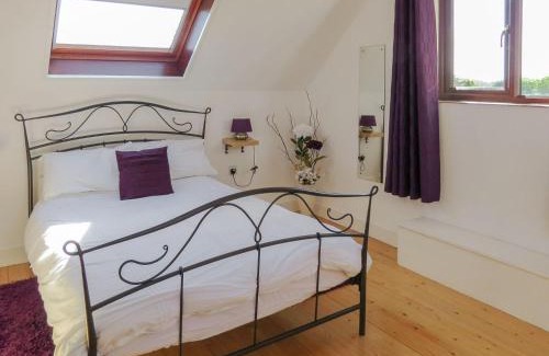 Upton Casa | Elm Loft