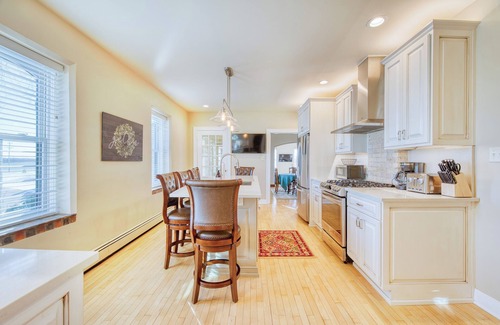 Plymouth Casa | Country Farmhouse 4 Miles from Road America and 45 Minutes from Green Bay