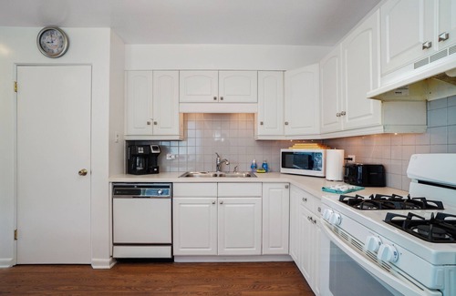 Villa Park Casa | Elmhurst Rental