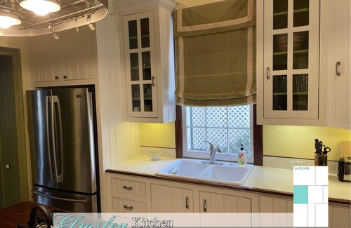 Natchez Casa | Elmsley Cottage charm and spaciousness in Natchez.