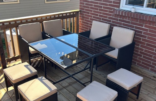 Crystal Beach Casa | Elmwood Coast&Hearth Retreat- Large Deck + Bar + Firepit 5 min walk to the beach